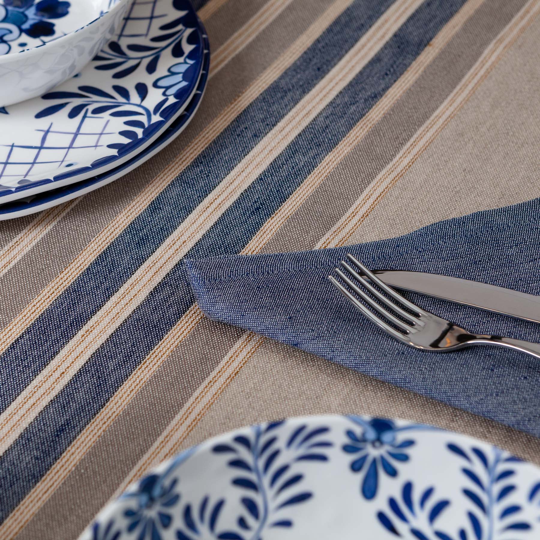 Le tovaglie | Antimacchia, in lino, in cotone, classiche e moderne Le tovaglie | Antimacchia, in lino, in cotone, classiche e moderne